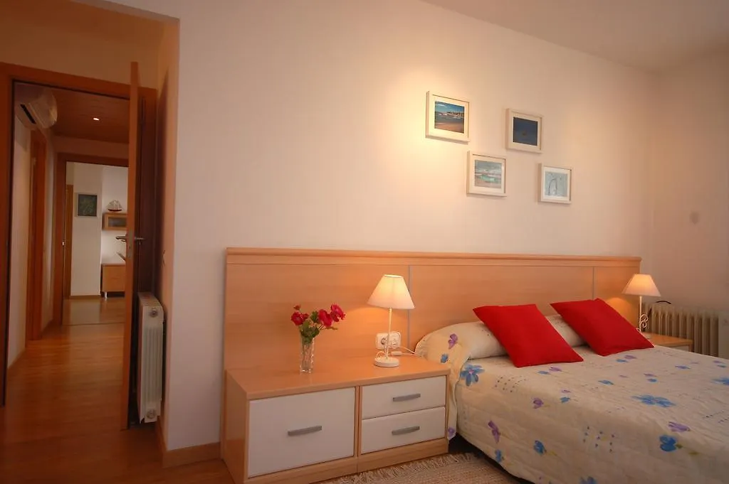 Lets Holidays Cozy Pool Apartment Τόσα ντε Μαρ