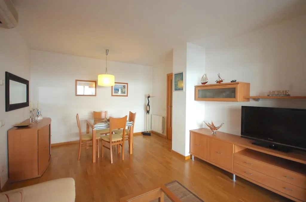 Lets Holidays Cozy Pool Apartment Τόσα ντε Μαρ
